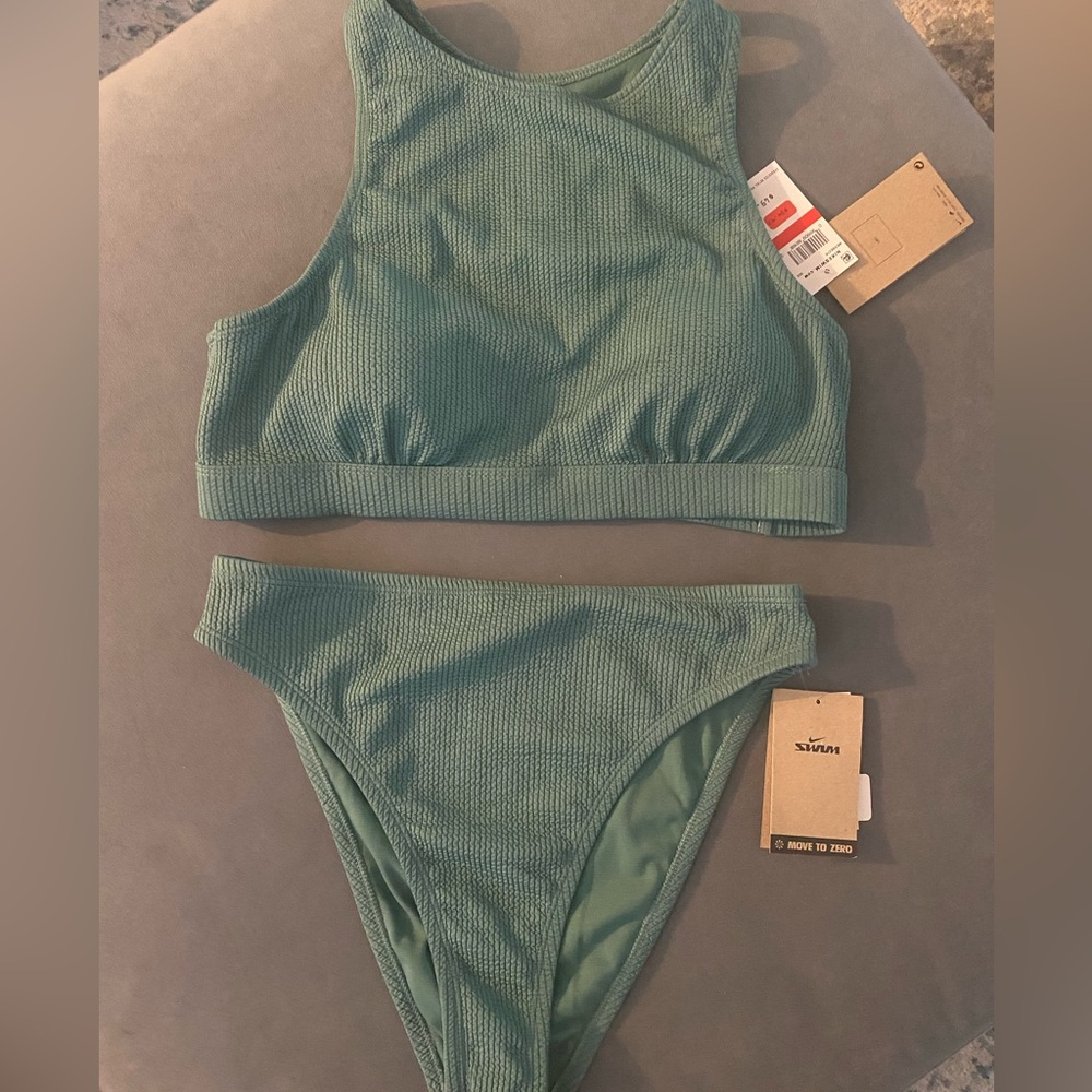 Nike Women's Swim Elevated Essential High-Neck Bikini Set